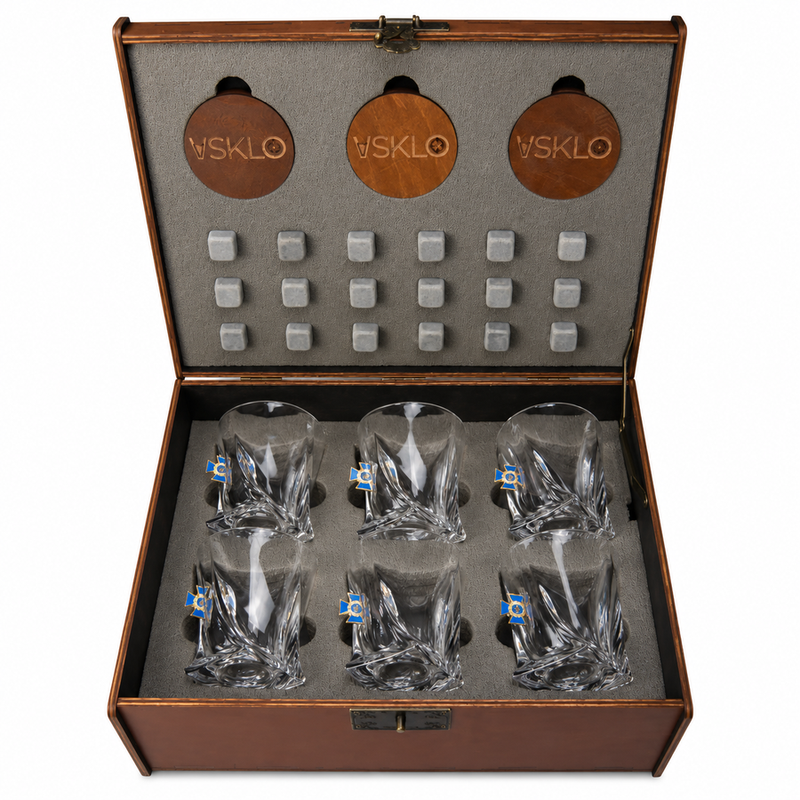 LEO Sets