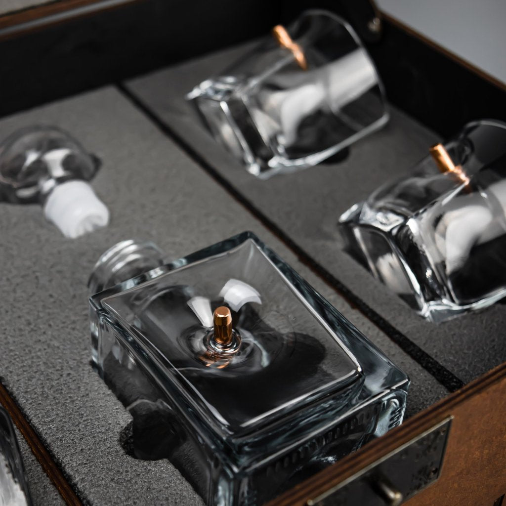 LEO Set 5 - classic glasses (Bullet + Coat of Arms) by VSKLO — close-up product view, photo 6, SKU 11264