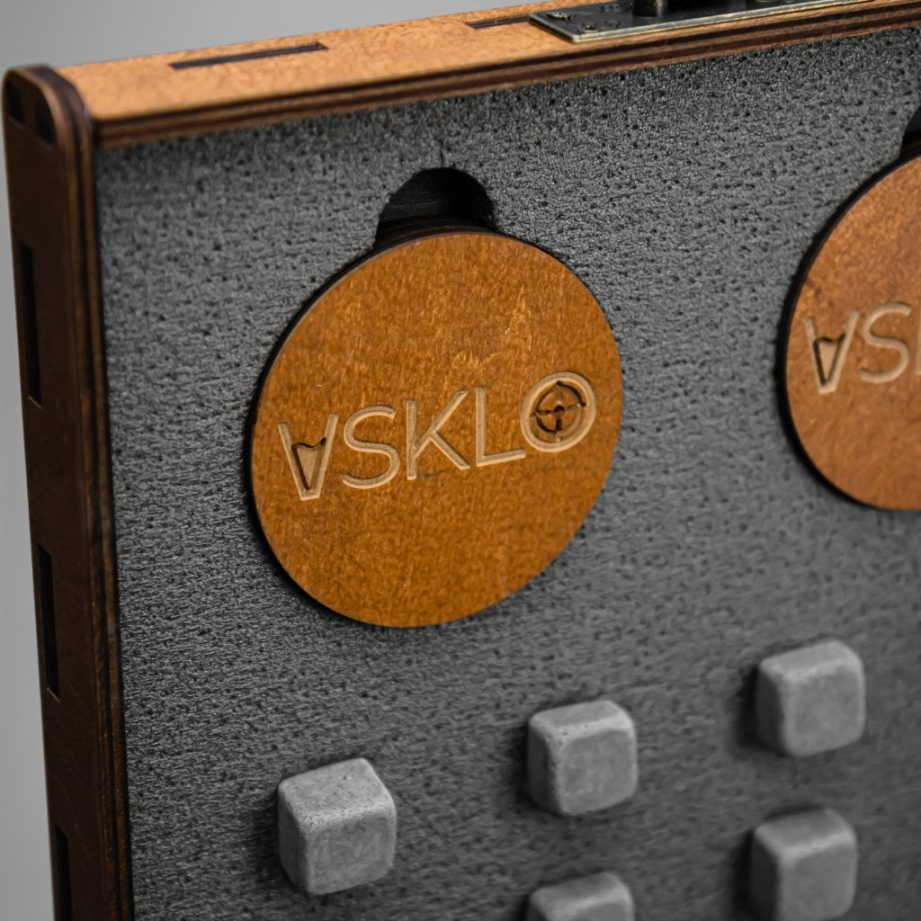 LEO Set 5 - classic glasses (Bullet + Coat of Arms) by VSKLO — close-up product view, photo 8, SKU 11264