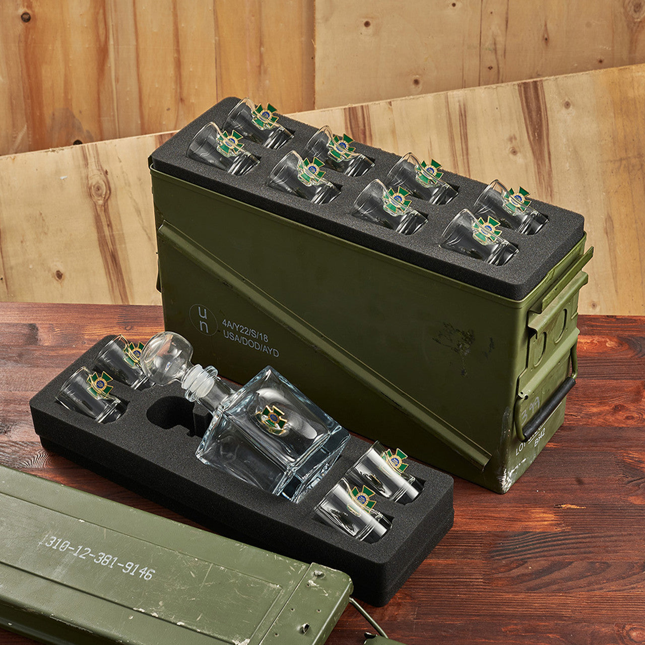 Набір БК великий (графин+чарки ДПСУ) від VSKLO — головне фото виробу, фото 1, артикул 10377
