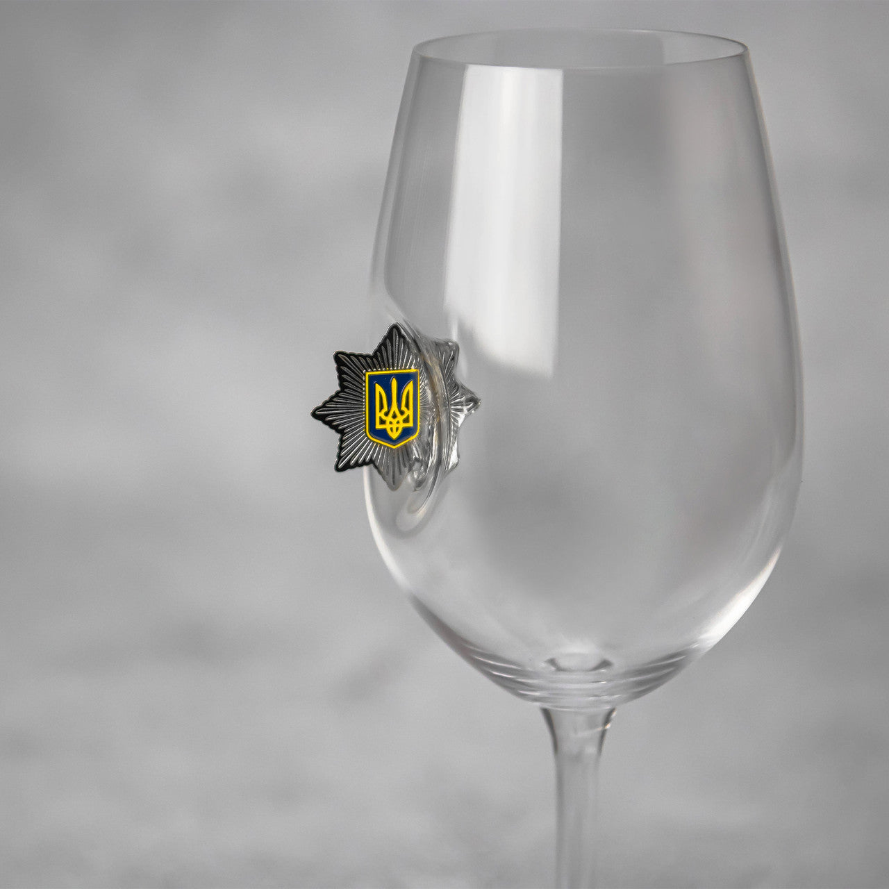Келих для вина (Поліція) від VSKLO — крупний план виробу, фото 4, артикул 10318