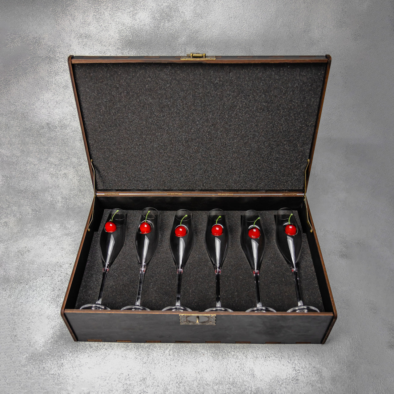 Set of 6 Glasses for champagne (with Cherry Inserts) | VSKLO #2122