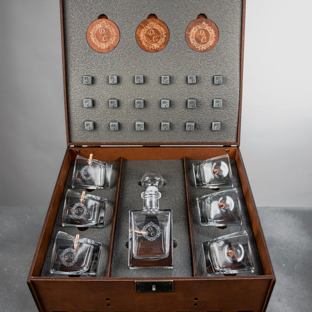 A refined VSKLO piece with handcrafted character, premium presentation, and thoughtful details for a memorable gift.
