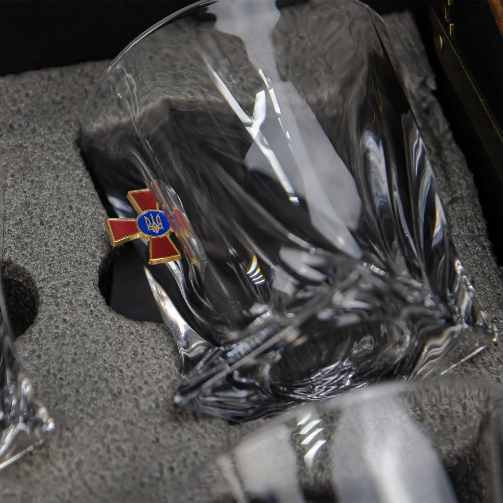 LEO Set 4 - crystal glasses (Armed Forces of Ukraine) by VSKLO — side view of the product, photo 3, SKU 11262