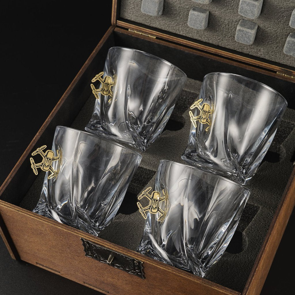 LEO Set 4 - crystal glasses (with Drone Inserts) by VSKLO — close-up product view, photo 4, SKU 11261