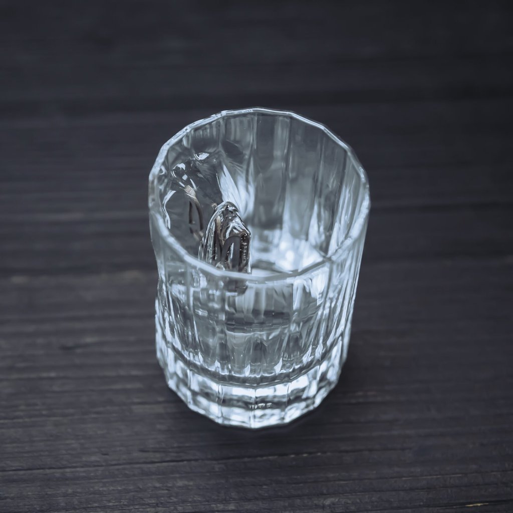Кришталева гранована чарка (з гербом) від VSKLO — вигляд збоку виробу, фото 3, артикул 10568